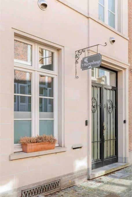 Townhouse Herenhuys Apartment